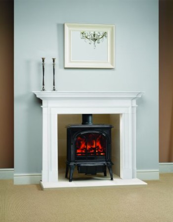 Matt Black multi-fuel Huntingdon 40 with clear door and optional short legs, burning logs 2